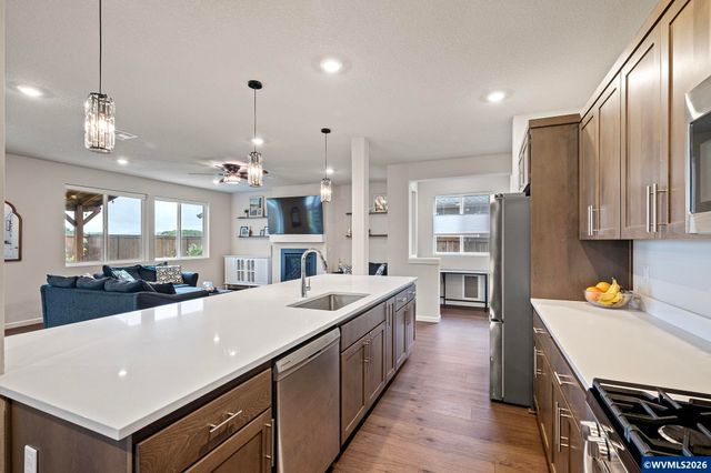 1482 Stasny Av, Albany, OR 97322