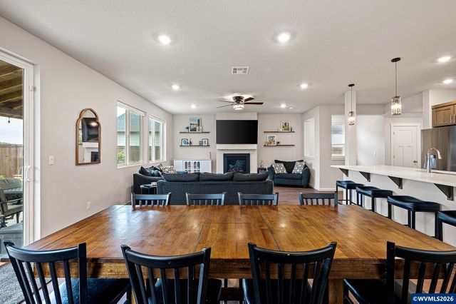 1482 Stasny Av, Albany, OR 97322