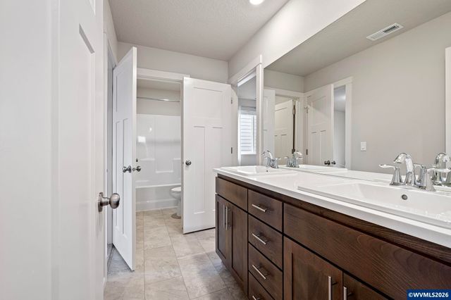 1482 Stasny Av, Albany, OR 97322