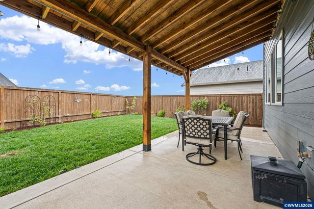 1482 Stasny Av, Albany, OR 97322