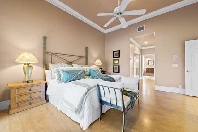 3062 Lakewood Circle, Weston, FL 33332