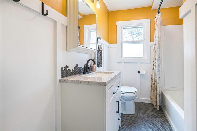 426 JOLIETTE Avenue, Erie, PA 16511