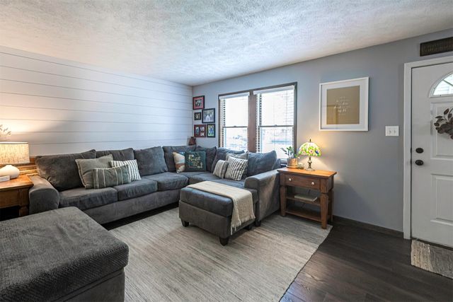 426 JOLIETTE Avenue, Erie, PA 16511
