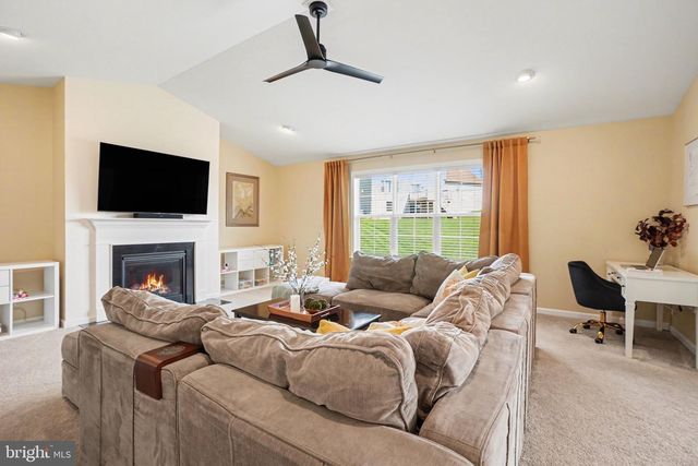 475 APPLE HOLLOW ROAD, Mechanicsburg, PA 17055