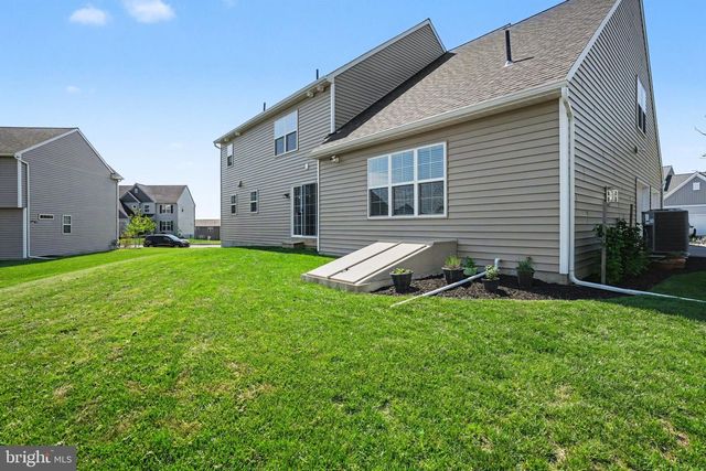 475 APPLE HOLLOW ROAD, Mechanicsburg, PA 17055