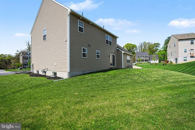475 APPLE HOLLOW ROAD, Mechanicsburg, PA 17055