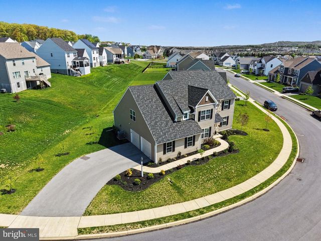 475 APPLE HOLLOW ROAD, Mechanicsburg, PA 17055