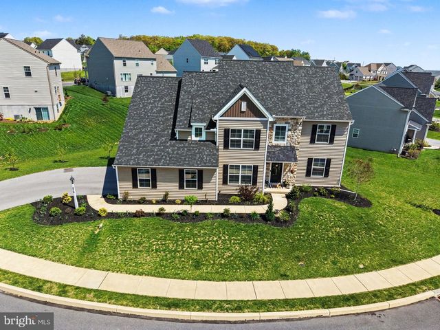 475 APPLE HOLLOW ROAD, Mechanicsburg, PA 17055
