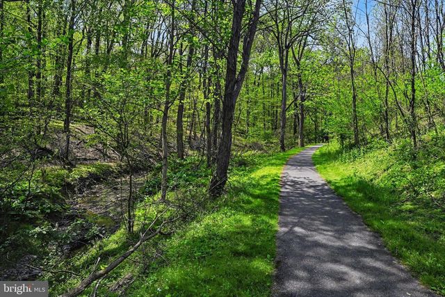475 APPLE HOLLOW ROAD, Mechanicsburg, PA 17055