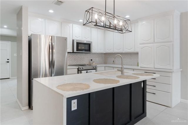 2401 S Jackson Road 29, Pharr, TX 78577