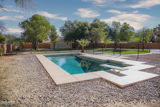 2421 N 92ND Glen, Phoenix, AZ 85037