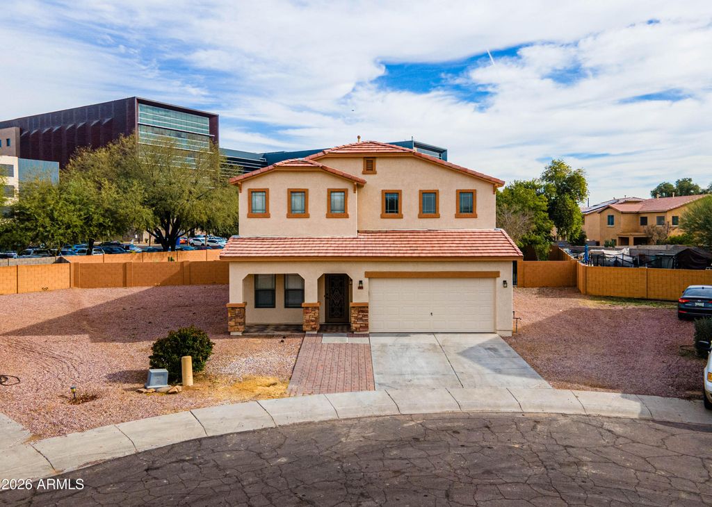 2421 N 92ND Glen, Phoenix, AZ 85037