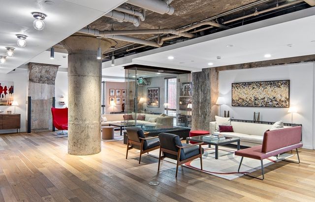 9 Medford St 210, Somerville, MA 02143