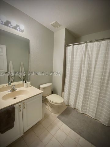 5344 NW 111th Ct, Doral, FL 33178