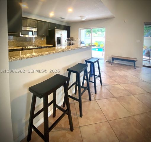 5344 NW 111th Ct, Doral, FL 33178