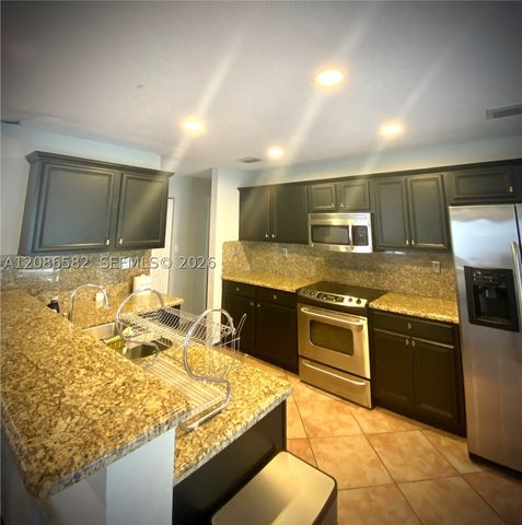 5344 NW 111th Ct, Doral, FL 33178