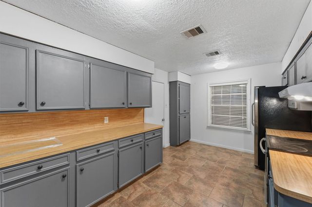 11301 O Donnell Drive, Houston, TX 77076