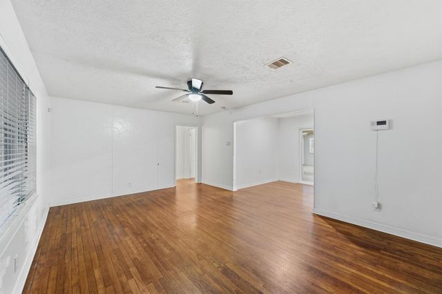 11301 O Donnell Drive, Houston, TX 77076