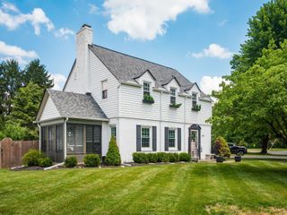 378 Sherborne Drive, Columbus, OH 43219