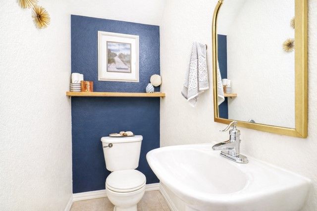 6908 Winthorp Drive, Arlington, TX 76001