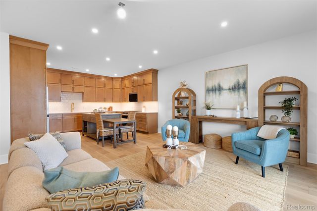 404 S Center Street, Northville, MI 48167