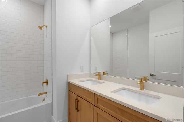 404 S Center Street, Northville, MI 48167