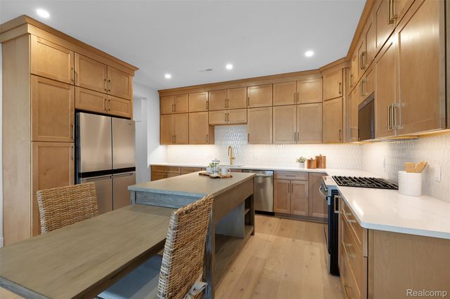 404 S Center Street, Northville, MI 48167