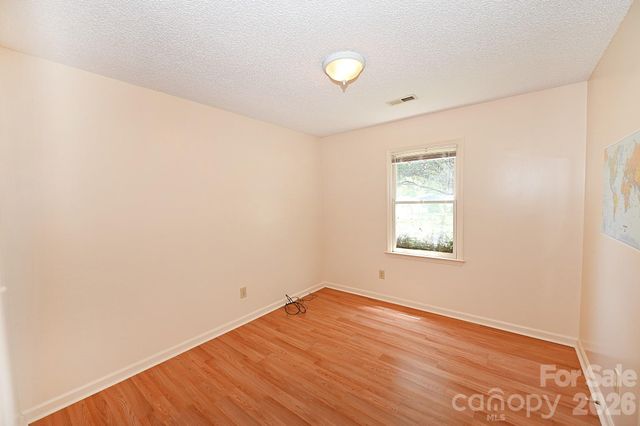 4445 Sulphur Springs Road NE, Hickory, NC 28601