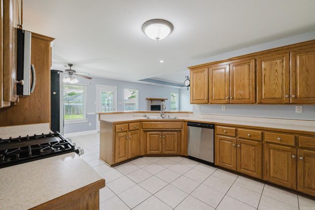 3622 Heritage Farm Road, Benton, AR 72015