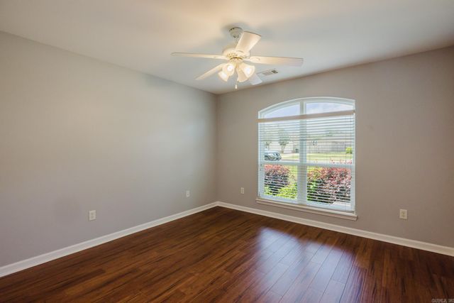 3622 Heritage Farm Road, Benton, AR 72015