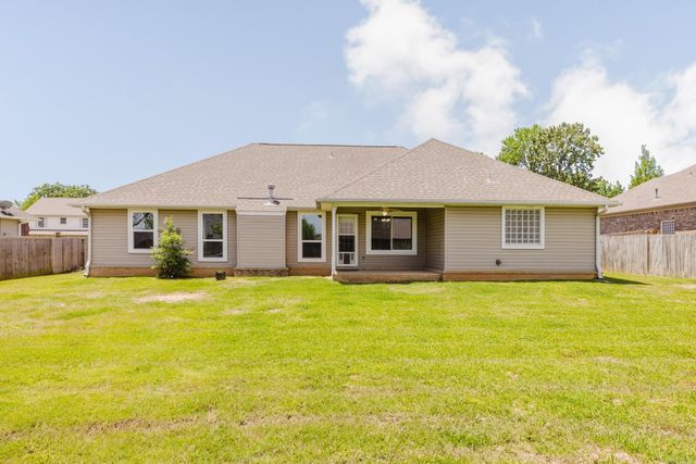 3622 Heritage Farm Road, Benton, AR 72015
