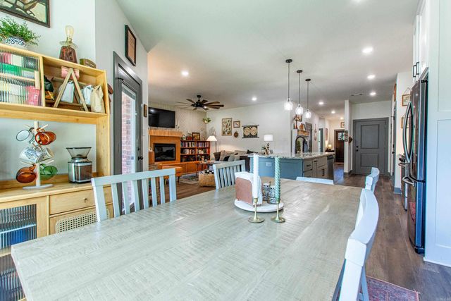 2691 Juniper Drive, Benton, AR 72019
