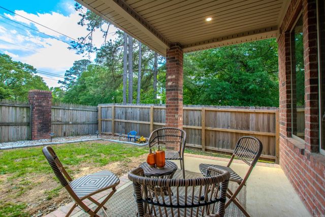 2691 Juniper Drive, Benton, AR 72019