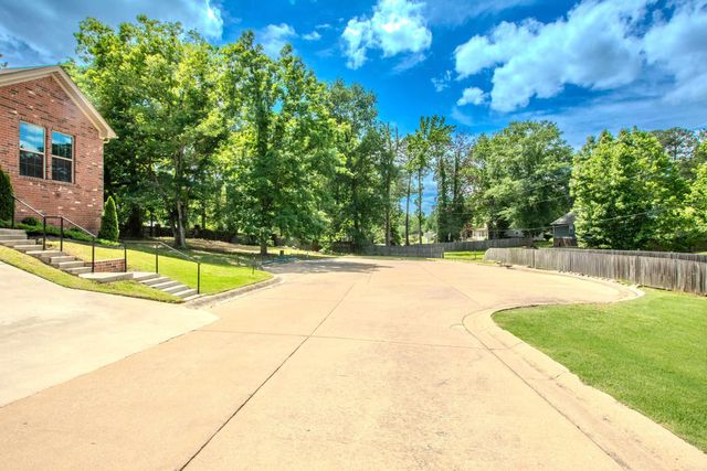 2691 Juniper Drive, Benton, AR 72019