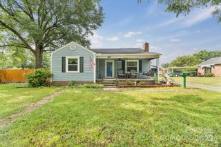 103 W Texas Avenue, Bessemer City, NC 28016