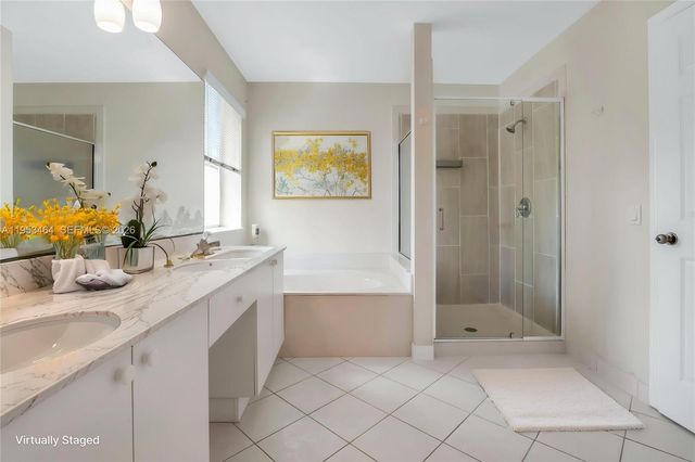 1042 Bluewood Ter 1042, Weston, FL 33327