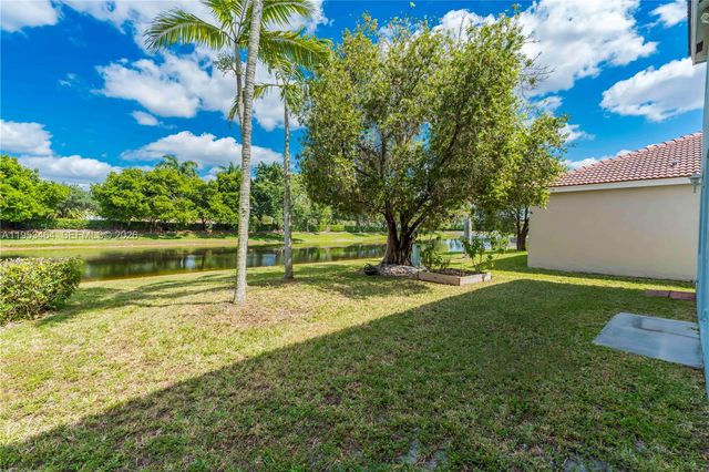 1042 Bluewood Ter 1042, Weston, FL 33327