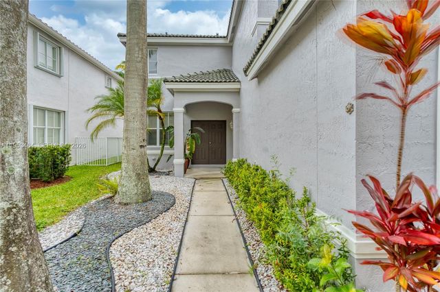 1042 Bluewood Ter 1042, Weston, FL 33327