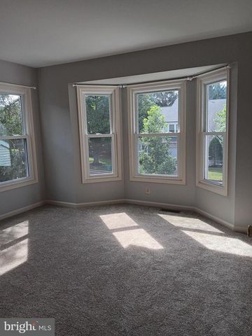 27 KANON CT, Newtown, PA 18940