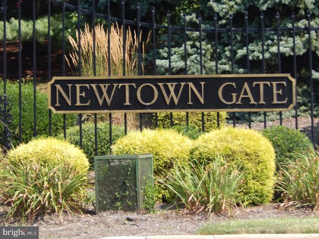 27 KANON CT, Newtown, PA 18940