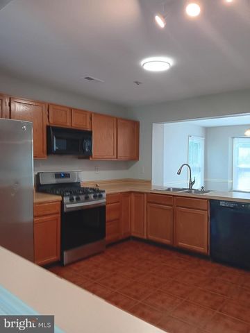 27 KANON CT, Newtown, PA 18940
