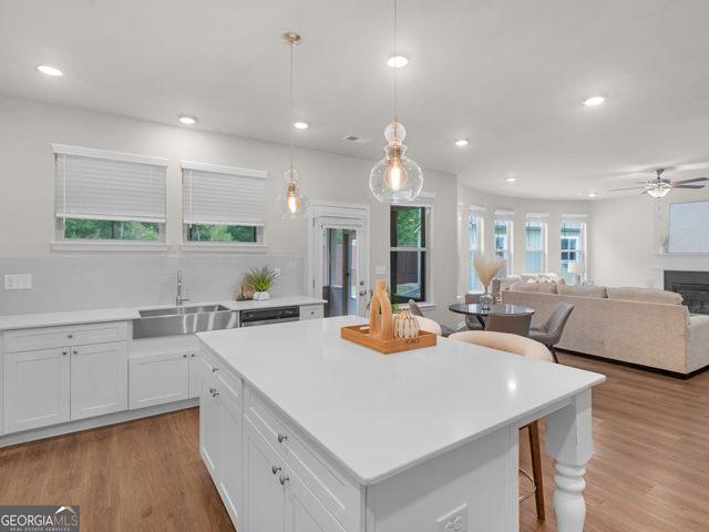 591 Saltbox Lane, Mcdonough, GA 30252