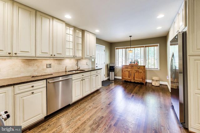 3300 CLEARWOOD CT, Falls Church, VA 22042