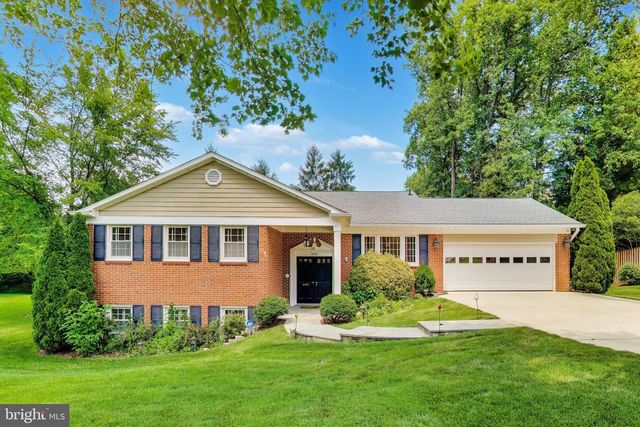3300 CLEARWOOD CT, Falls Church, VA 22042