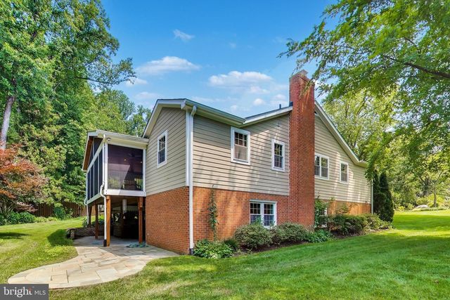 3300 CLEARWOOD CT, Falls Church, VA 22042