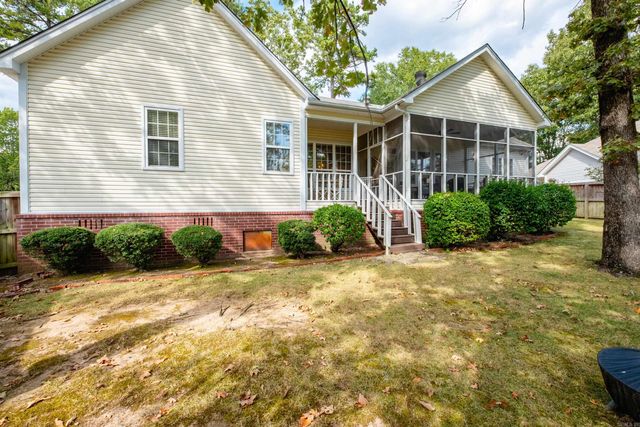 28 Briar Patch Court, Little Rock, AR 72211