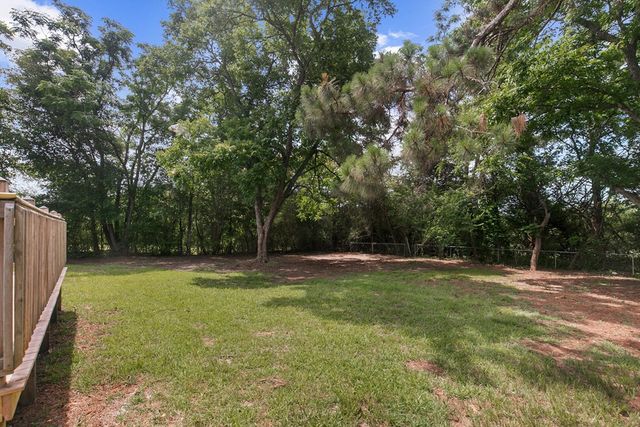 4020 Hodgesville Road, Dothan, AL 36301