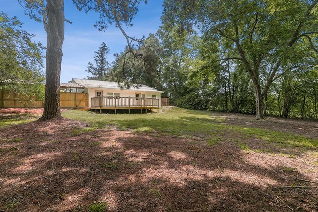 4020 Hodgesville Road, Dothan, AL 36301