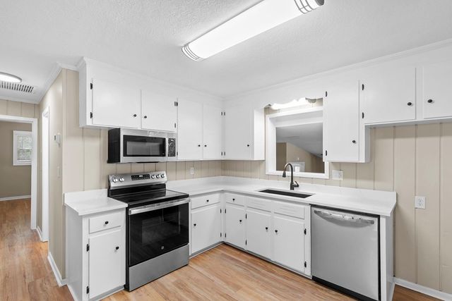 4020 Hodgesville Road, Dothan, AL 36301