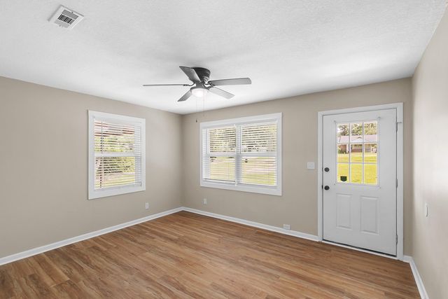 4020 Hodgesville Road, Dothan, AL 36301